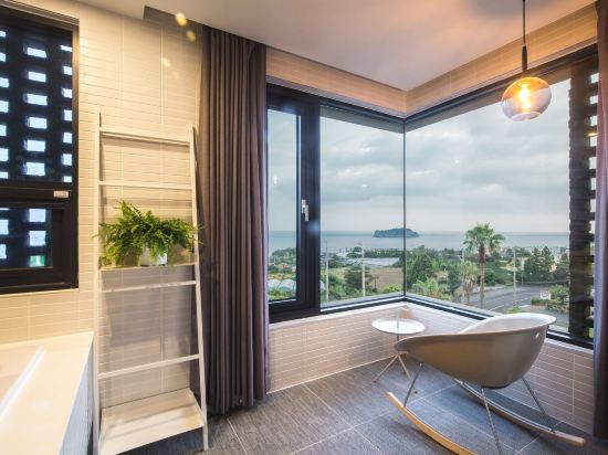 Фото Jeju Bricks