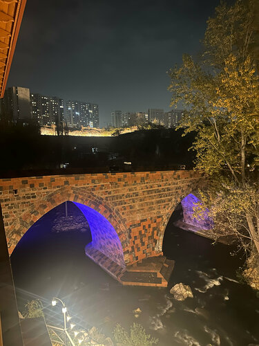 Внешний вид отеля Red Bridge Yerevan в Ереване, фото 2