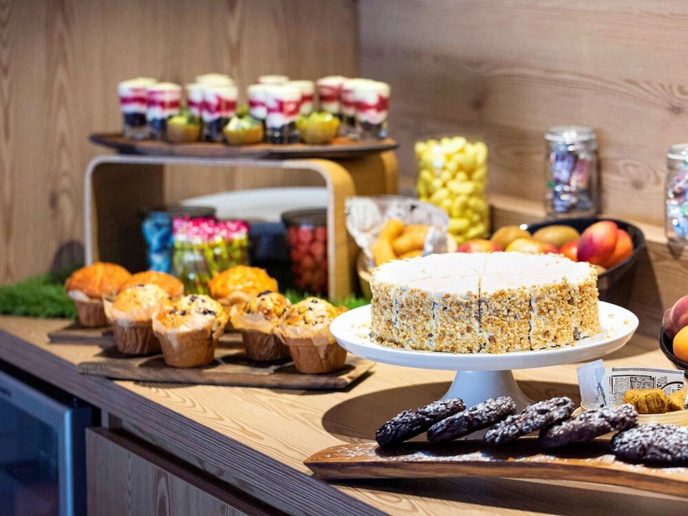 Фото Novotel Bordeaux Centre