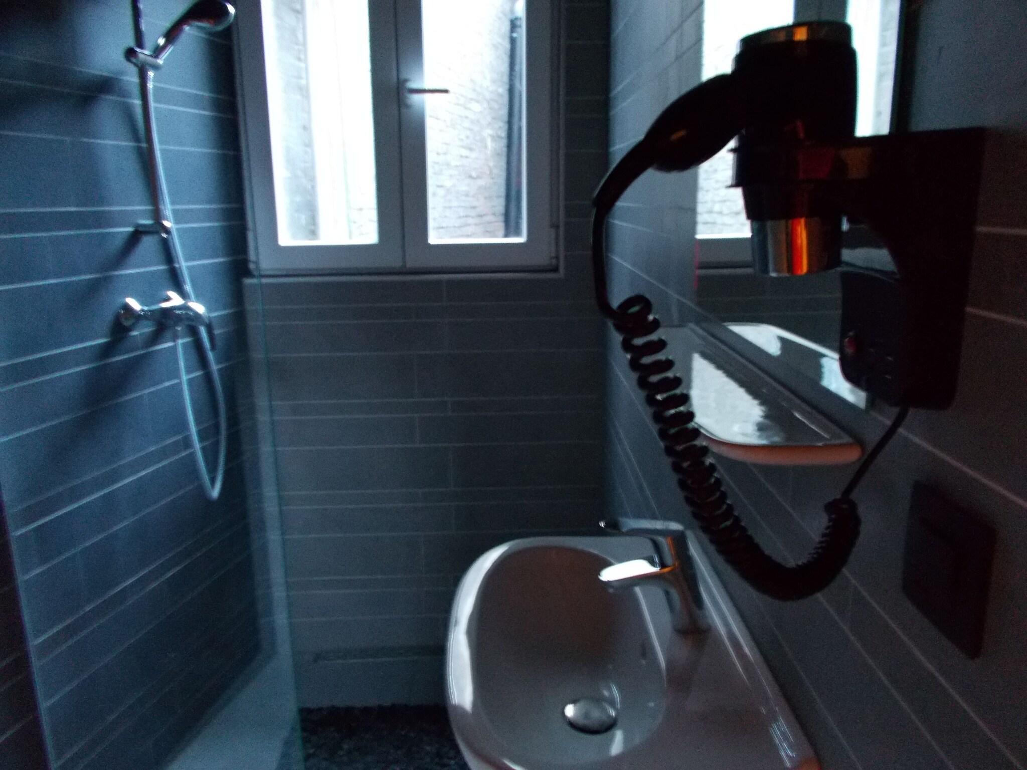 Фото Urban City Centre Hostel