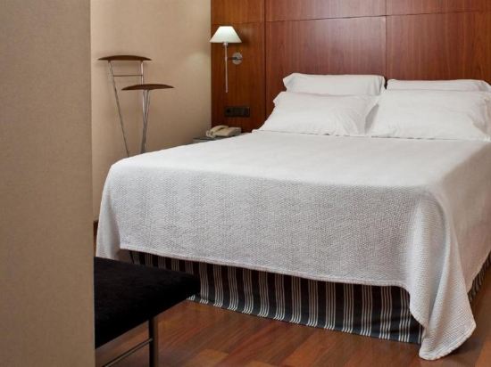 Фото Occidental Sevilla Viapol