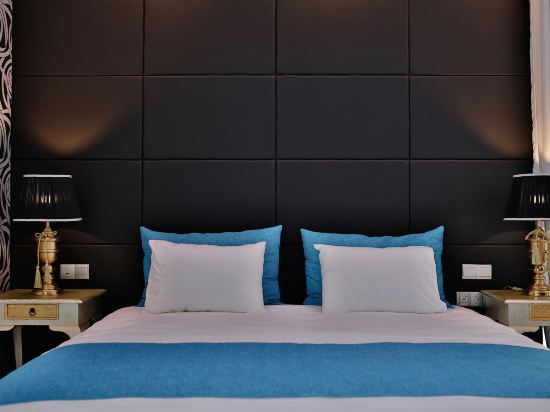 Фото The Josephine Boutique hotel