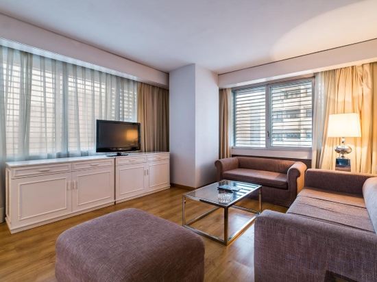 Фото Pierre & Vacances Apartamentos Edificio Eurobuilding 2