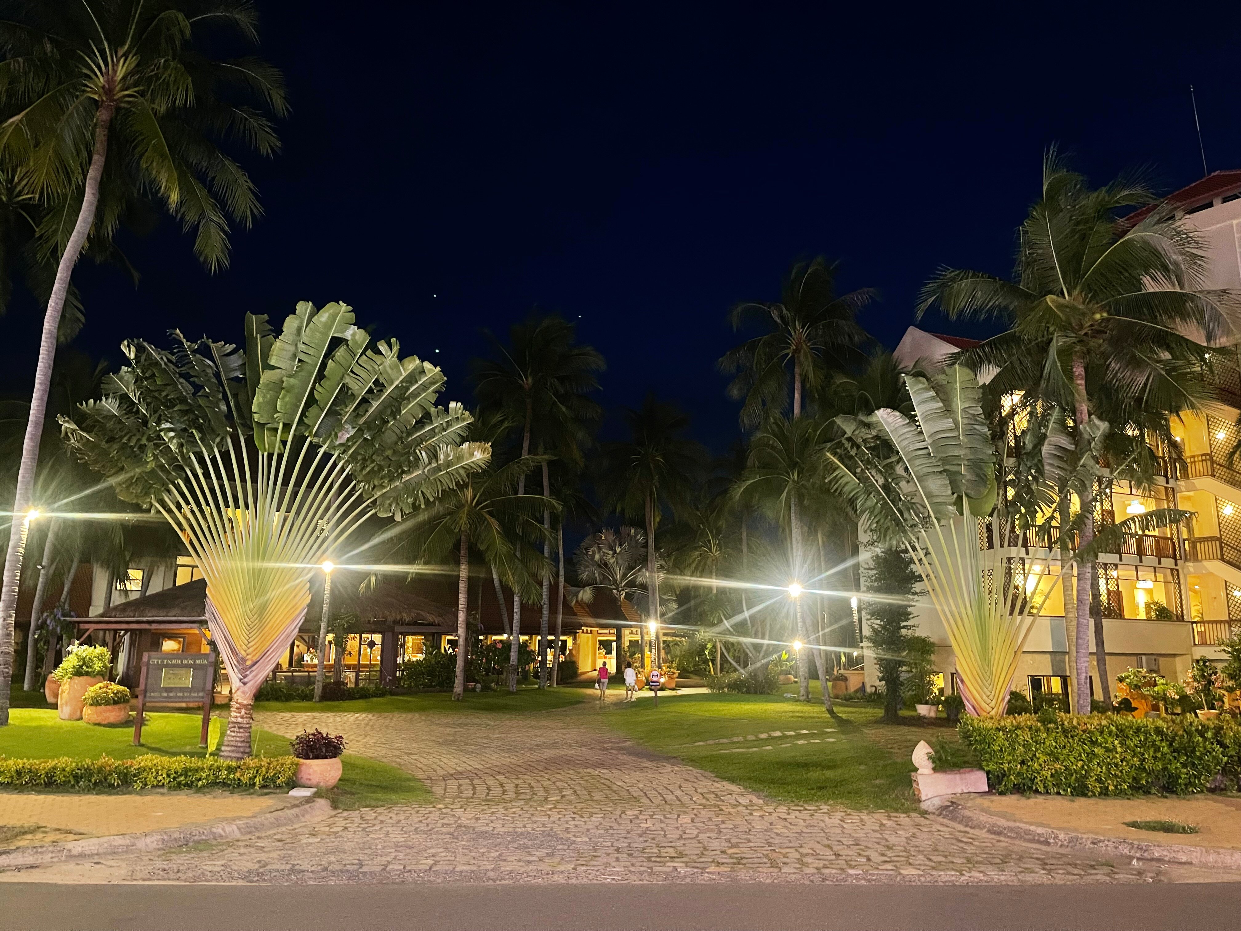 Фото Four Oceans Resort Muine