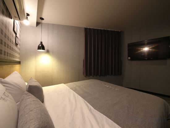 Фото The Last Hotel