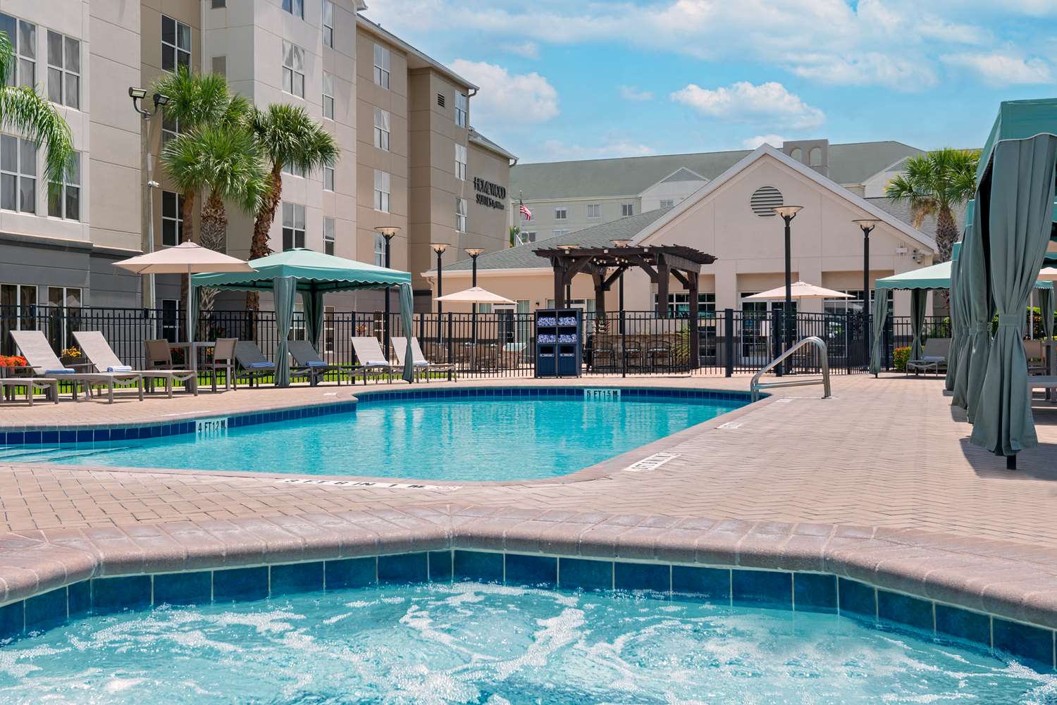 Фото Homewood Suites by Hilton Orlando-Nearest To Univ Studios