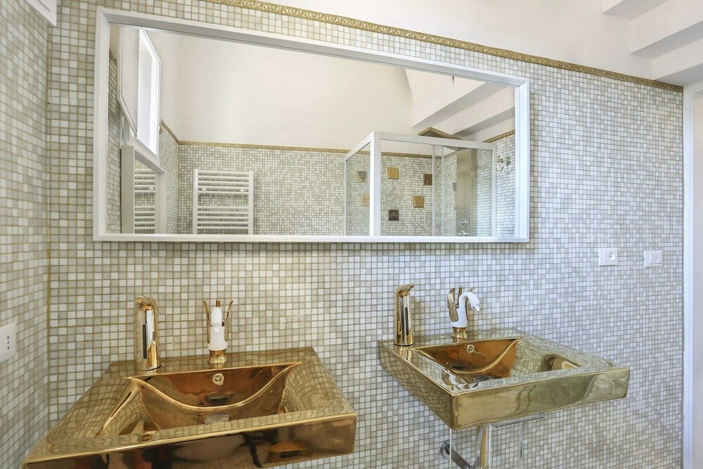 Фото Lullaby Suite Near Palazzo Vecchio and Piazza Signoria -hosted by Sweetstay