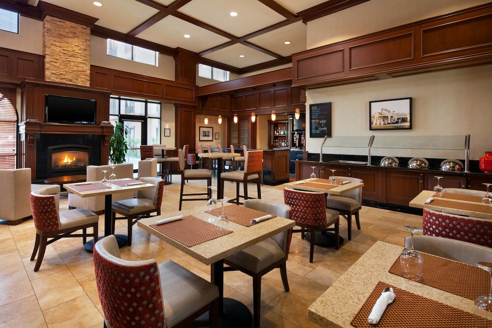 Фото Four Points by Sheraton Ontario-Rancho Cucamonga