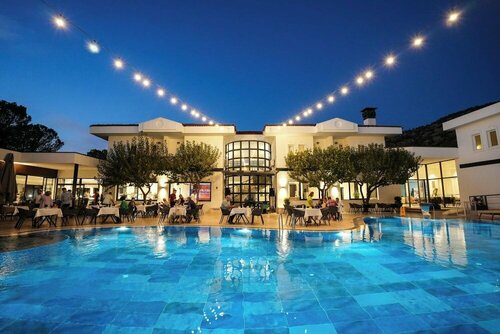 Гостиница Herakles Thermal Hotel в Гюнее
