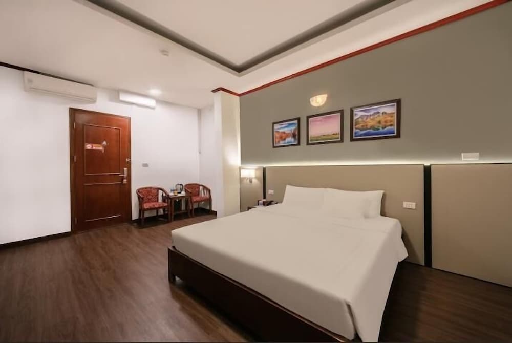 Фото A25 Hotel 80 Mai Hac De
