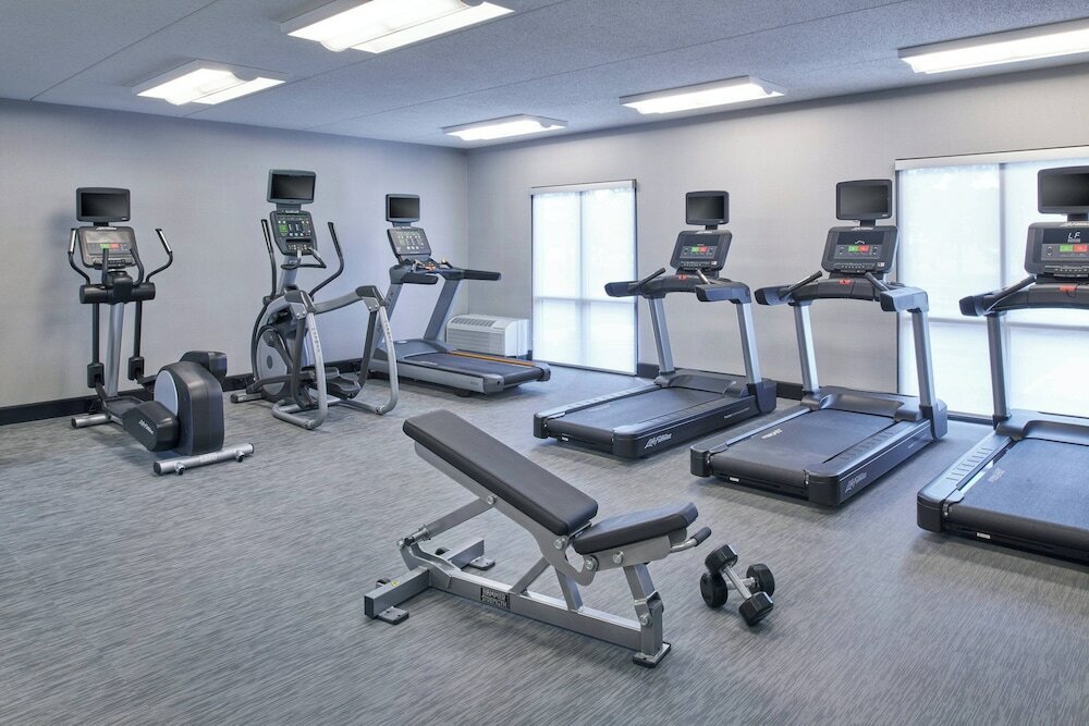 Фото Courtyard by Marriott Chicago Highland Park/Northbrook