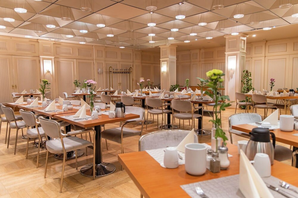 Фото Das Pelikan Hotel Schwäbisch Gmünd