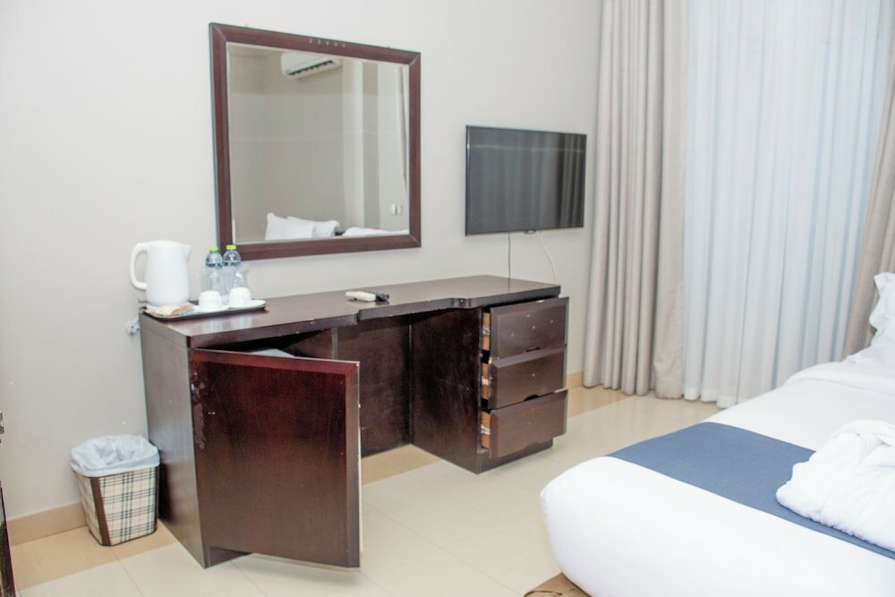 Фото Oceanic Resort