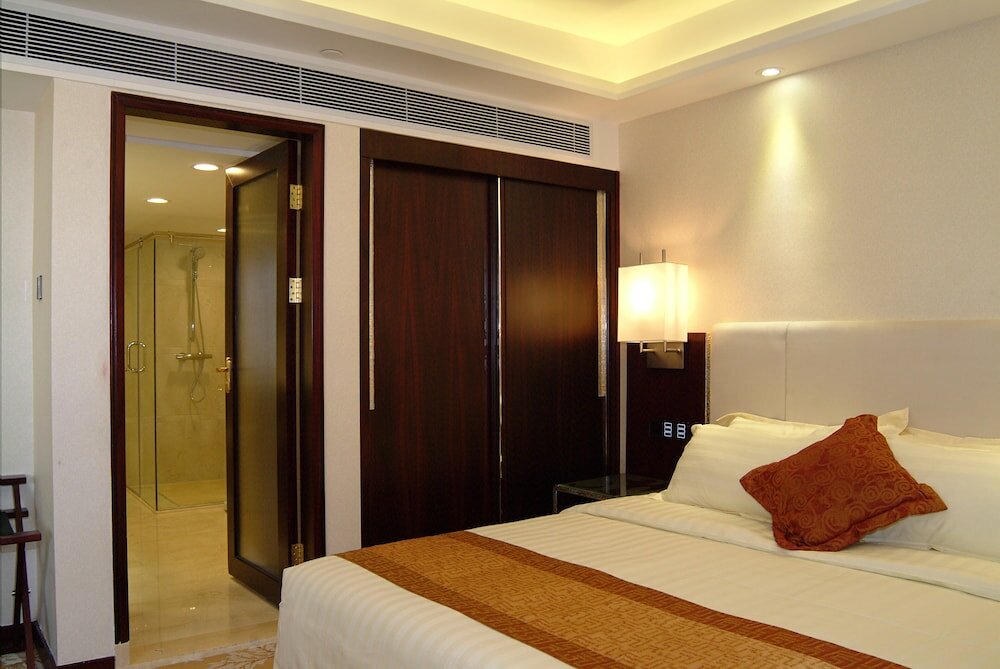 Фото Guangdong Hotel