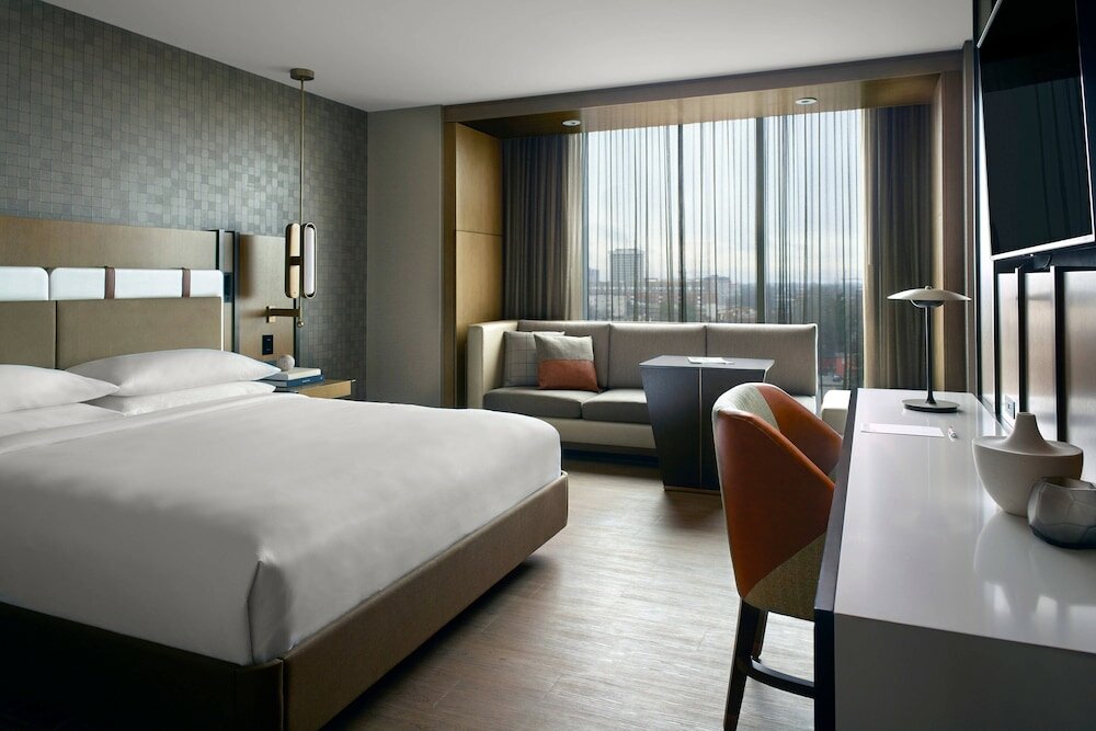 Фото Lexington Marriott City Center