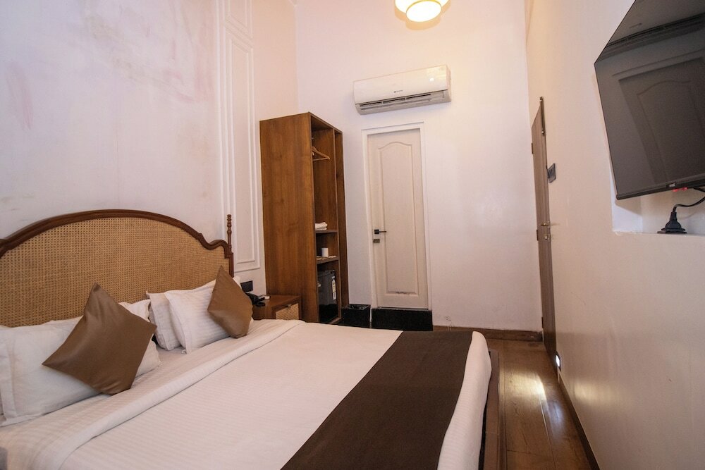 Фото Gulf Hotel Colaba