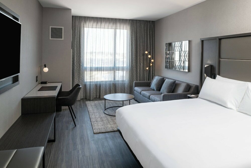 Фото Ac Hotel by Marriott Portsmouth