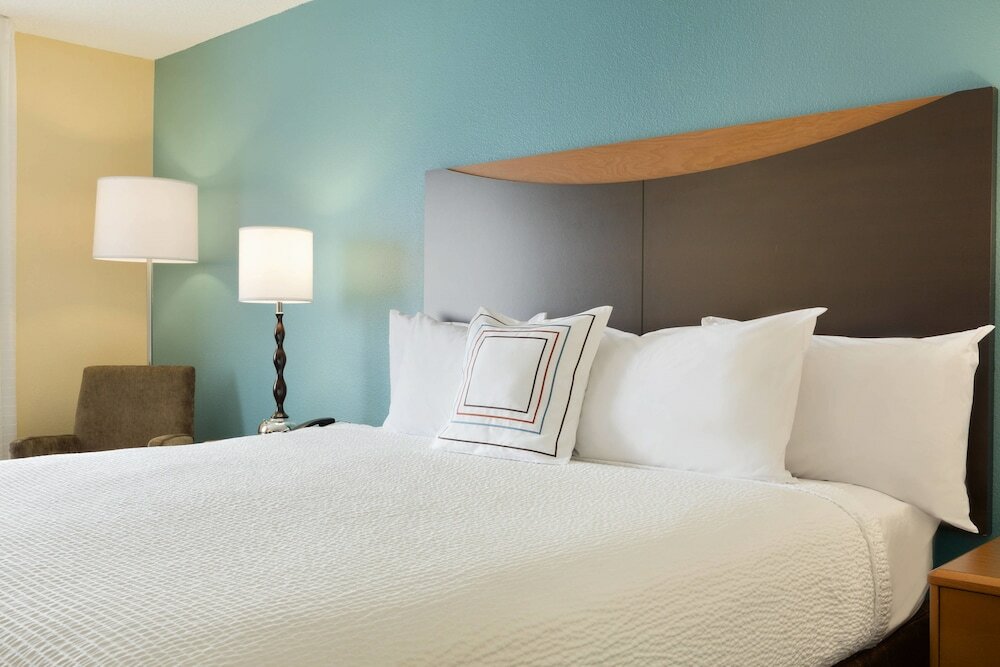 Фото Fairfield Inn & Suites Dallas Plano