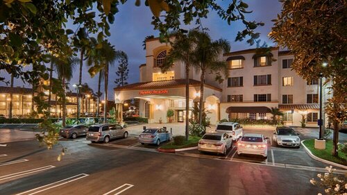 Гостиница Hampton Inn and Suites Santa Ana/Orange County Airport в Санта-Ане