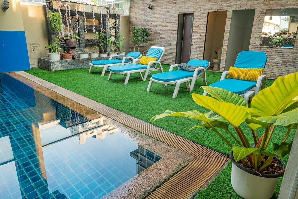 Фото Boss Suites Nana Hotel