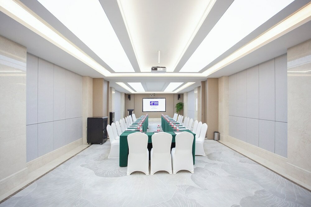 Фото Holiday Inn Express Beijing Downtown