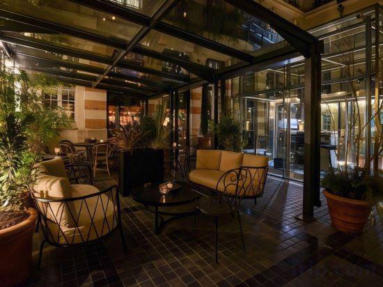 Фото Kube Hotel Paris