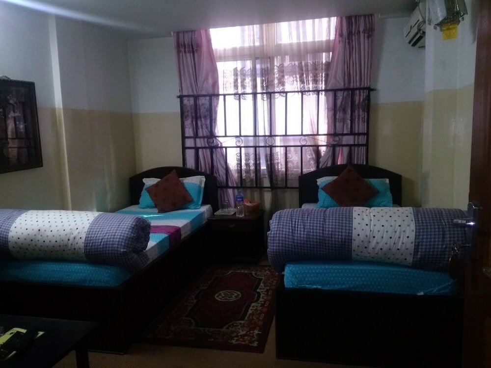 Фото Hotel swastik