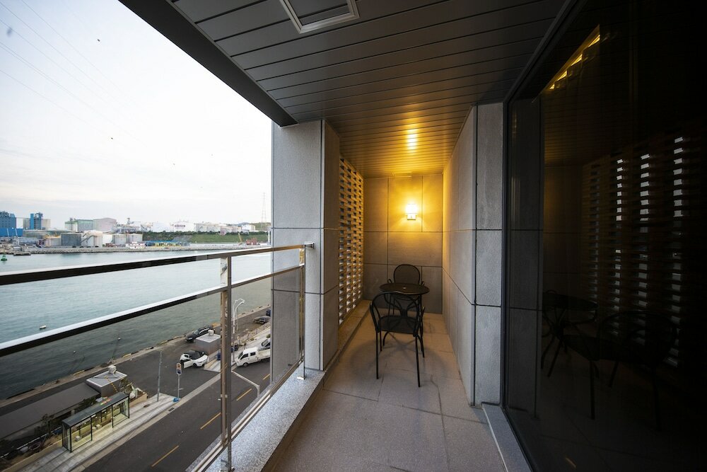 Фото Brown Dot Hotel - Jangsaengpo