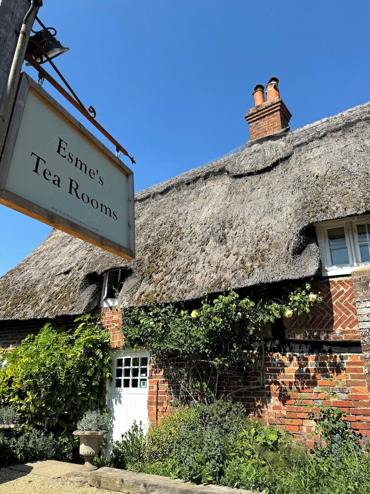 Фото Thatched Cottage Hotel