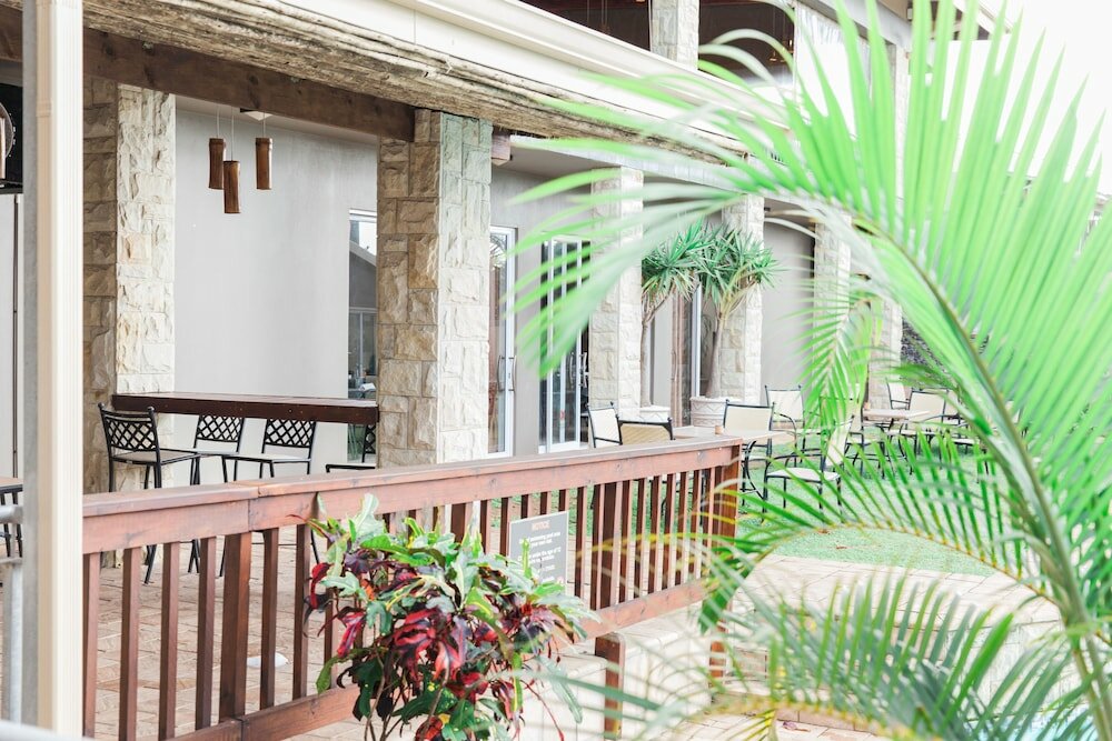 Фото Umthunzi Hotel & Conference