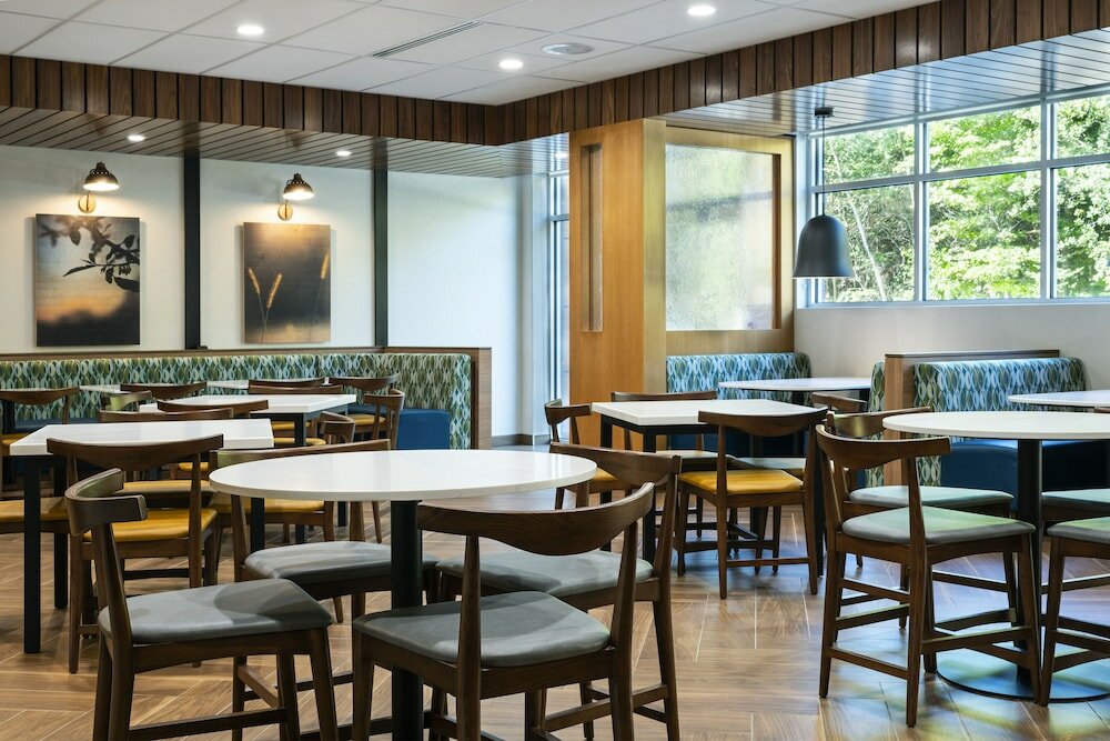 Фото Fairfield by Marriott Inn & Suites North Bay