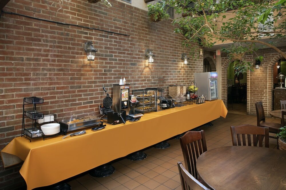 Фото American Inn Of Bethesda