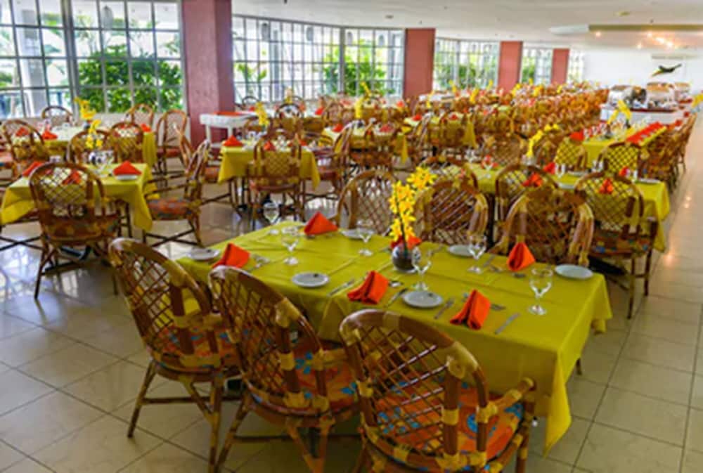 Фото Marina Park Hotel