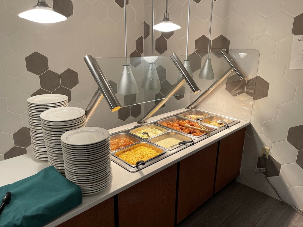 Фото Holiday Inn Martinsburg, an Ihg Hotel