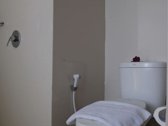 Фото Grand Darmo Suite by Amithya