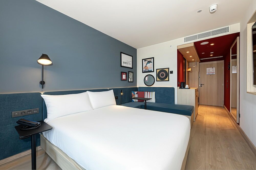 Фото Hampton by Hilton Batumi Center