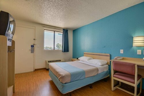 Гостиница Oyo Hotel Mobile в Мобиле