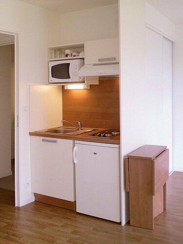 Апартаменты Séjours & Affaires Rennes Longs Champs в Фужер-Витре