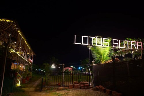 Внешний вид отеля Lotus Sutra в Пернеме, фото 2