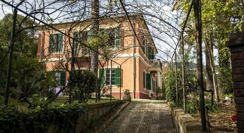 Гостиница B&b Costa Lupara Villa Murchio в Алассио