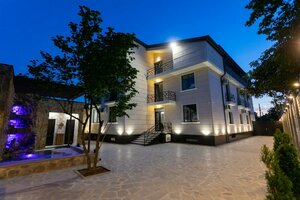 отель Hotel West Way
