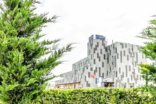 Гостиница Yit Ciudad de Zaragoza в Сарагосе