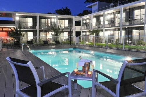 Гостиница Hotel Eden Park в По