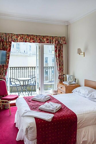 Гостиница Afton Hotel в Истборне