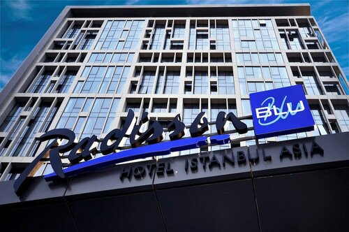 Гостиница Radisson Blu Hotel Istanbul Asia в Аташехире