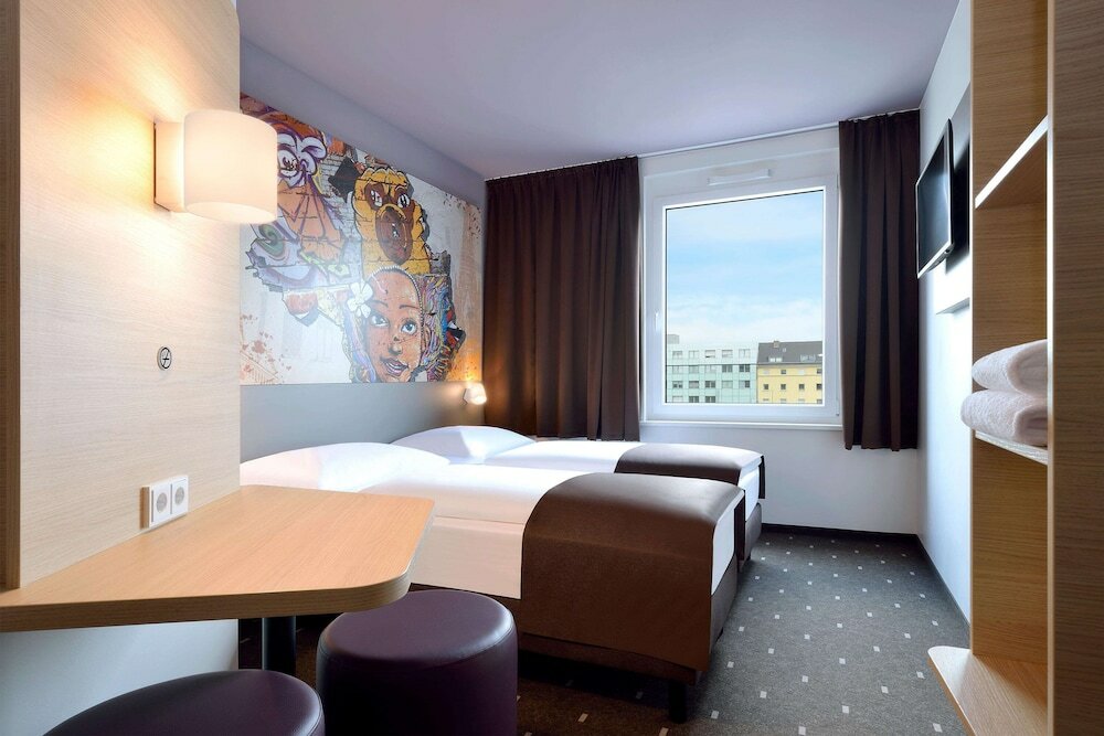 Фото B&b Hotel Köln-Ehrenfeld