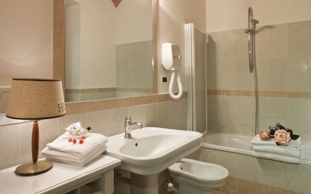 Фото Albergo dell'Agenzia