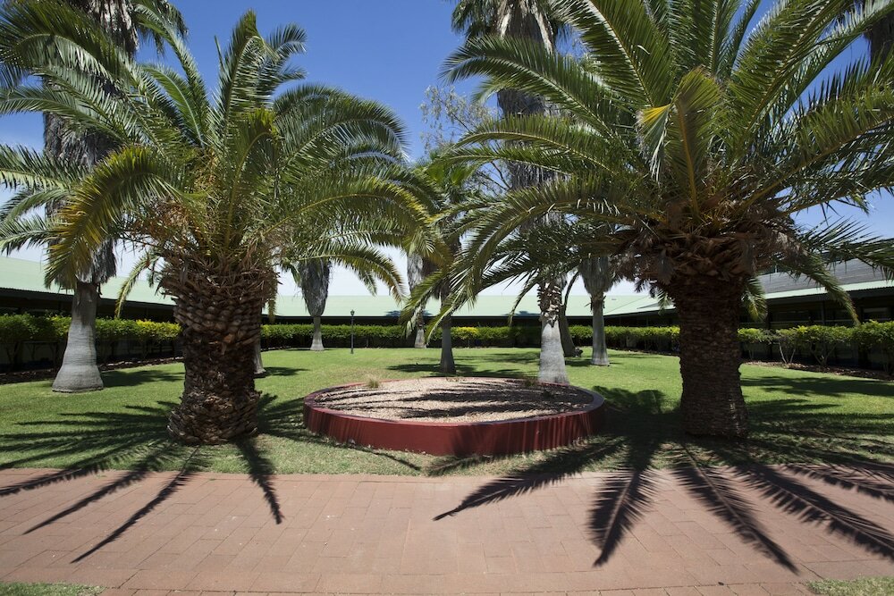 Фото Mercure Alice Springs Resort