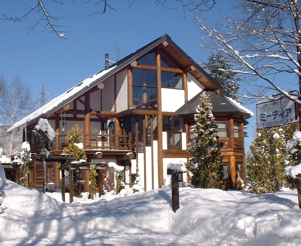Фото Hakuba Brownie Cottages & Condominiums