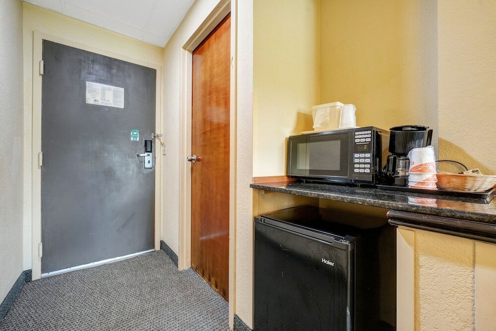 Фото Mi Casa Hotel